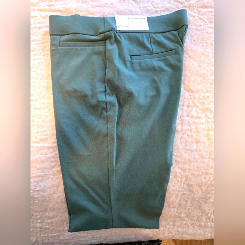 Liz Claiborne Lisa Flare Leg Pants NWT